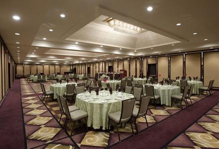 фото отеля Hilton Suites Winnipeg Airport