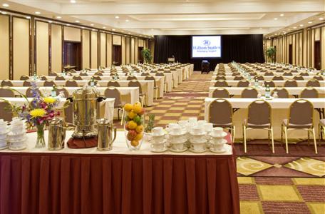 фото отеля Hilton Suites Winnipeg Airport