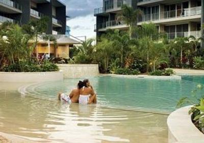 фото отеля Azzura Greens Resort Hotel