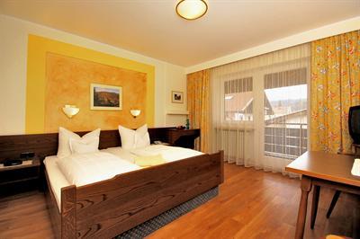 фото отеля Hotel Weinbauer