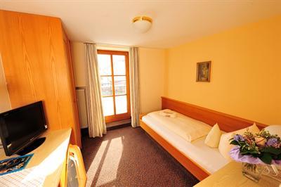 фото отеля Hotel Weinbauer