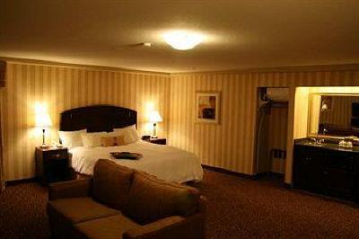 фото отеля Hampton Inn & Suites Edmonton International Airport