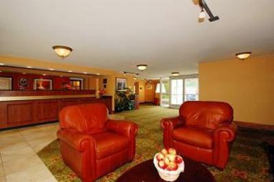 фото отеля Quality Inn & Suites Maine Evergreen Hotel