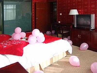 фото отеля Golden Spring Hotel Kunming