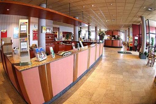 фото отеля Hotel Lyon Est Saint-Maurice-de-Beynost