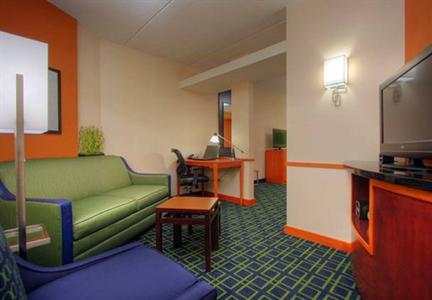 фото отеля Fairfield Inn & Suites Lock Haven