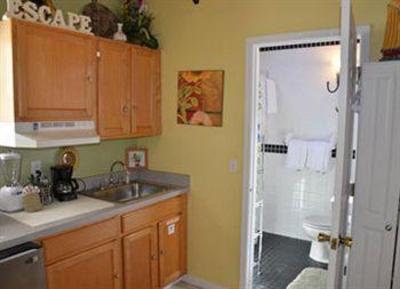 фото отеля Key West Vacations Efficiency Studio Value