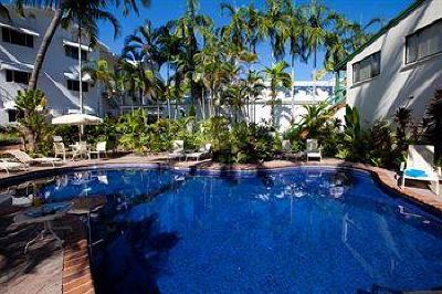 фото отеля Port Douglas Beachfront Terrace