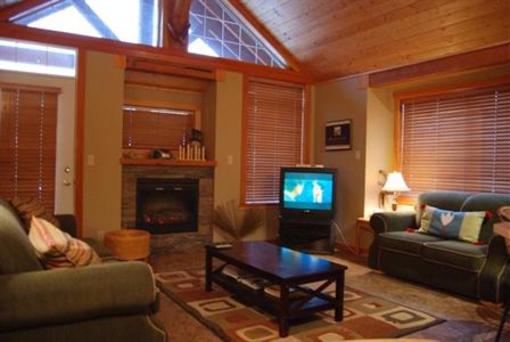 фото отеля Mountain View Lodge by Apex Accommodations