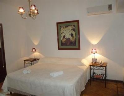 фото отеля Cuatro Lunas B&B