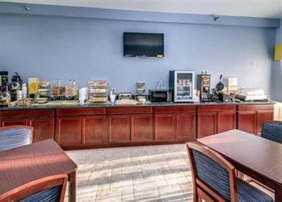 фото отеля Quality Inn & Suites Altoona