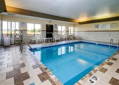 фото отеля Quality Inn & Suites Altoona