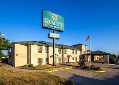 фото отеля Quality Inn & Suites Altoona