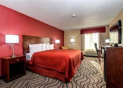фото отеля Quality Inn & Suites Altoona
