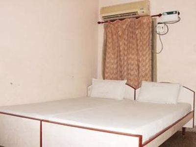 фото отеля Hotel Sri Mangalam