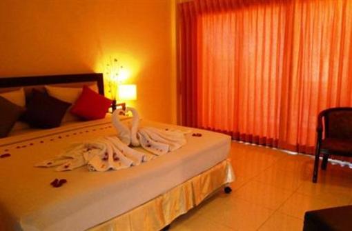 фото отеля Seven Seas Hotel Phuket
