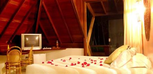 фото отеля Pontal dos Carneiros Beach Bungalows