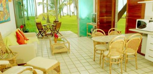 фото отеля Pontal dos Carneiros Beach Bungalows
