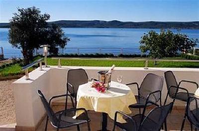 фото отеля Hotel Mare Nostrum Sveti Filip i Jakov