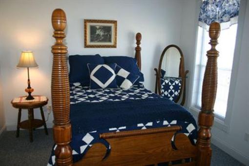 фото отеля The Narrow Way Bed and Breakfast