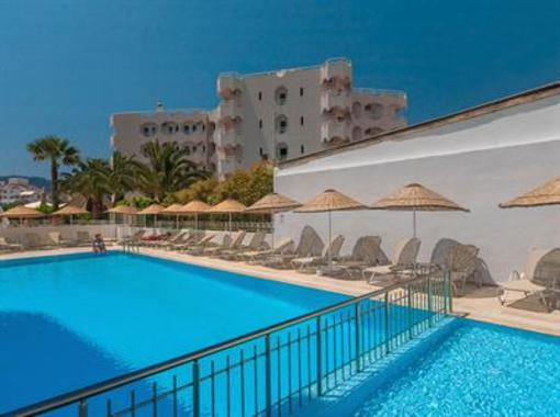 фото отеля The Beach Front Hotel