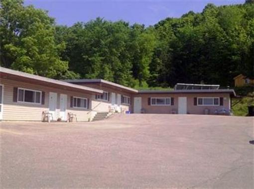 фото отеля Silver Maple Motel Haliburton