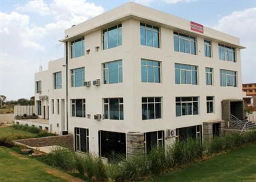 фото отеля Una Smart Matsya Aravali Hotel