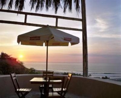 фото отеля Kon Tiki Bungalows