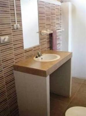 фото отеля Kon Tiki Bungalows