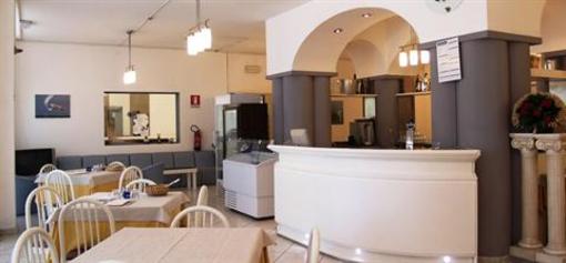 фото отеля Hotel Myriam Lignano Sabbiadoro