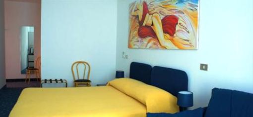 фото отеля Hotel Myriam Lignano Sabbiadoro