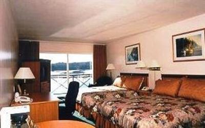 фото отеля Glen Lyon Inn Port Hardy