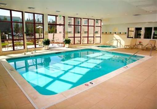 фото отеля Courtyard Seattle Kirkland