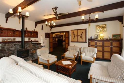 фото отеля Dawson Falls Romantic Hotel