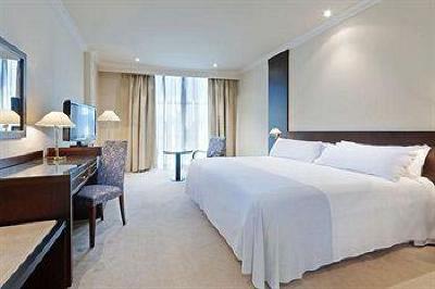 фото отеля Tryp Oviedo