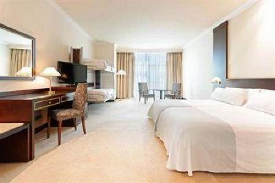 фото отеля Tryp Oviedo