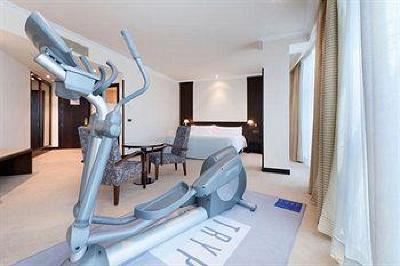 фото отеля Tryp Oviedo