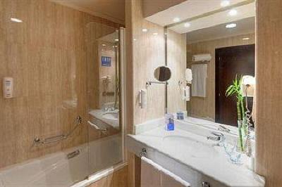 фото отеля Tryp Oviedo