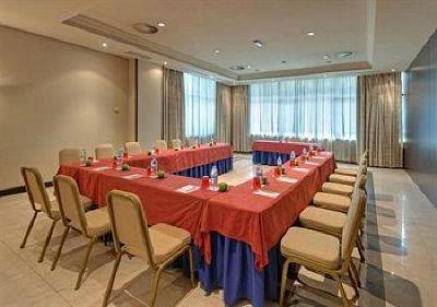 фото отеля Tryp Oviedo
