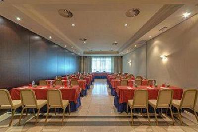 фото отеля Tryp Oviedo