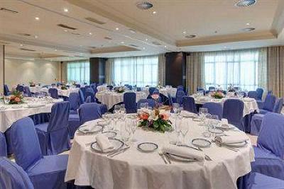 фото отеля Tryp Oviedo