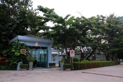 фото отеля Rattana Park Hotel