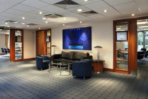 фото отеля Holiday Inn Gloucester Cheltenham