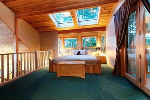 фото отеля Mayne Island Vacations Breakaway