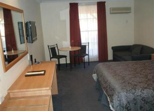 фото отеля Comfort Inn Bushmans Parkes