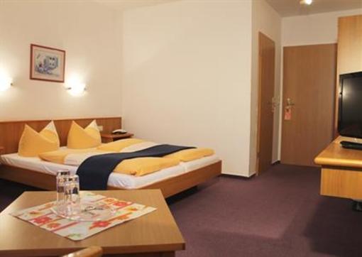 фото отеля Hotel Zum Schneekopf