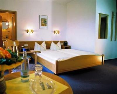фото отеля Hotel Zum Schneekopf