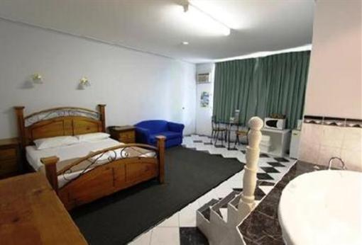 фото отеля Lazy River Motor Inn