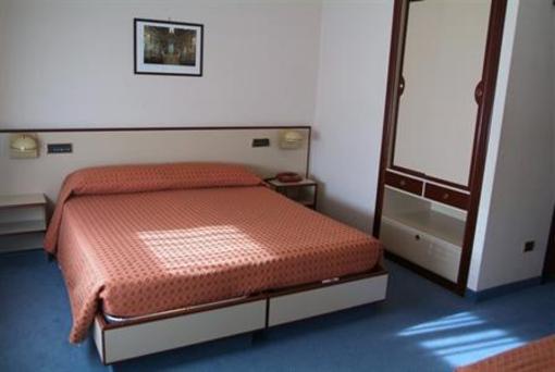 фото отеля Hotel Herdonia