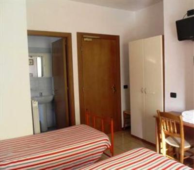 фото отеля Hotel Ferrara San Benedetto del Tronto